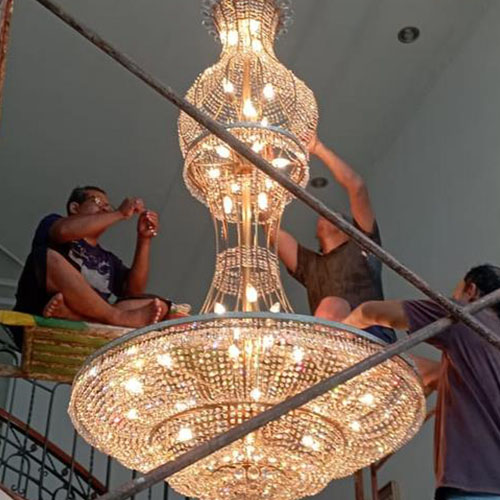 Jasa cuci servis bongkar pasang lampu kristal hias JABODETABEK (26) Jasa cuci servis bongkar pasang lampu kristal hias JABODETABEK (26)