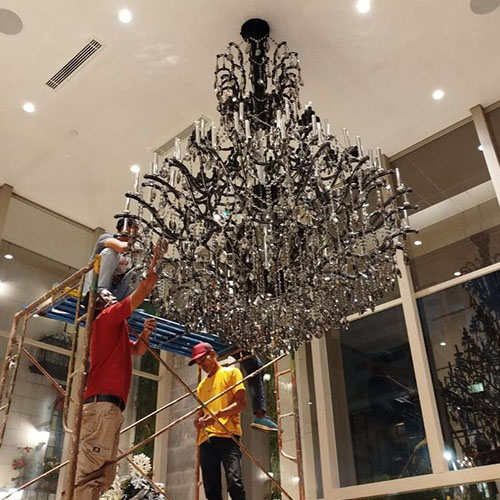 Jasa cuci servis bongkar pasang lampu kristal hias JABODETABEK (30) Jasa cuci servis bongkar pasang lampu kristal hias JABODETABEK (30)