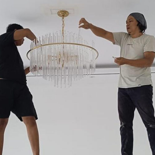 Jasa cuci servis bongkar pasang lampu kristal hias JABODETABEK (45) Jasa cuci servis bongkar pasang lampu kristal hias JABODETABEK (45)